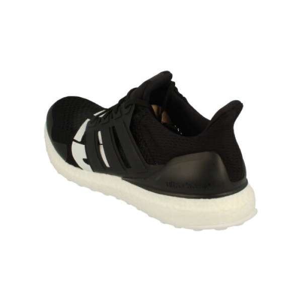 adidas Ultraboost Undefeated Sepatu Lari Pria, Ukuran 8